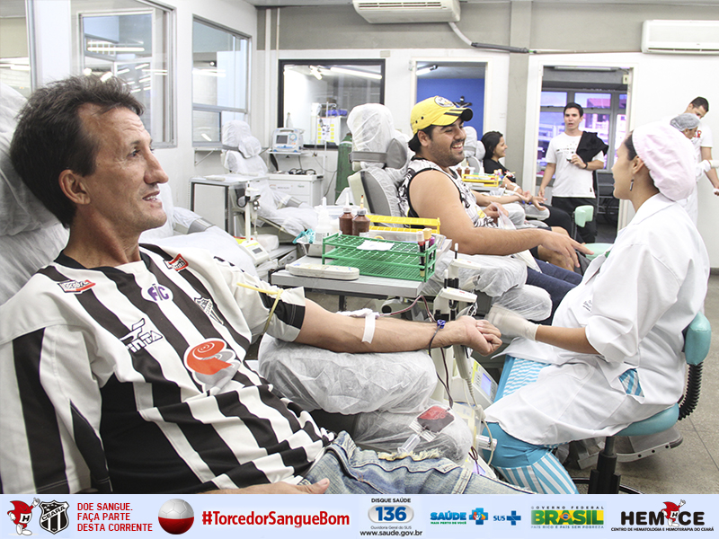[13-04] Torcedores do Vozão doam sangue - 2
