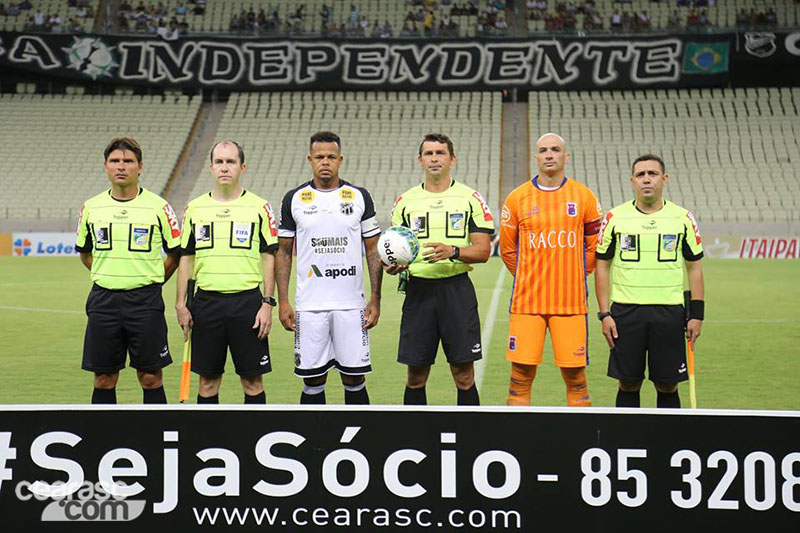 [19-11-2016] Ceará 1 x1 Paraná - 2