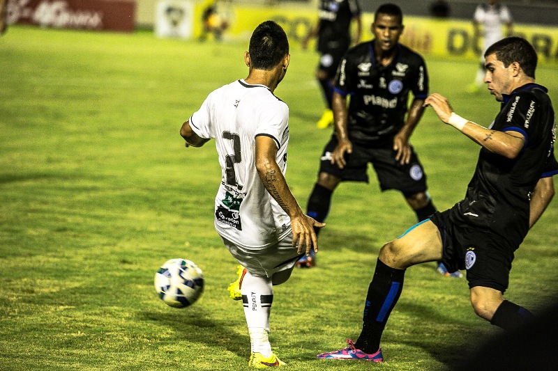 [01-04] Confiança 0 x 0 Ceará2 - 3