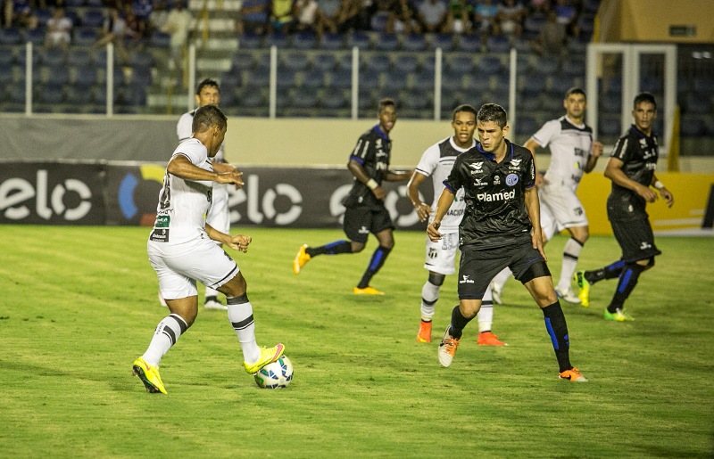 [01-04] Confiança 0 x 0 Ceará2 - 4