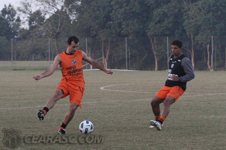 [27-05] Treino no CT do Grêmio - 8