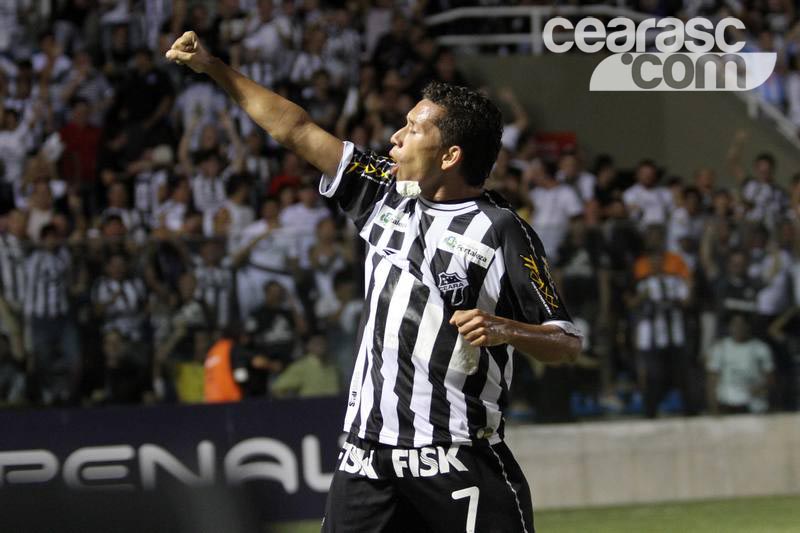 [17-08] Ceará 3 x 0 Grêmio - 7