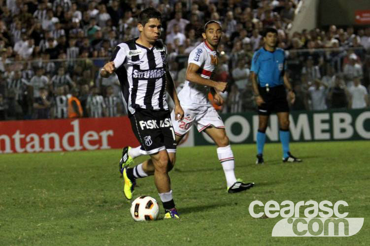 [10-08] Ceará 2 x 1 São Paulo - 11