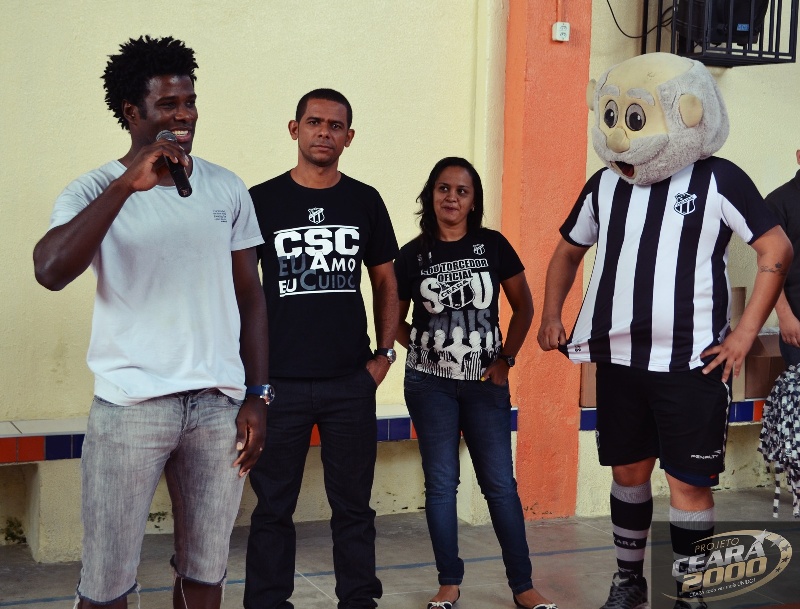 [03-09] Vovô vai à escola - Colégio Novo Horizonte - 2