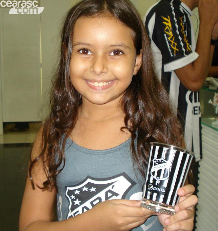 [26-05] Torcedores recebem brindes no Sou Mais - 20
