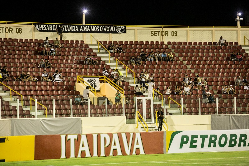 [01-04] Confiança 0 x 0 Ceará2 - 8