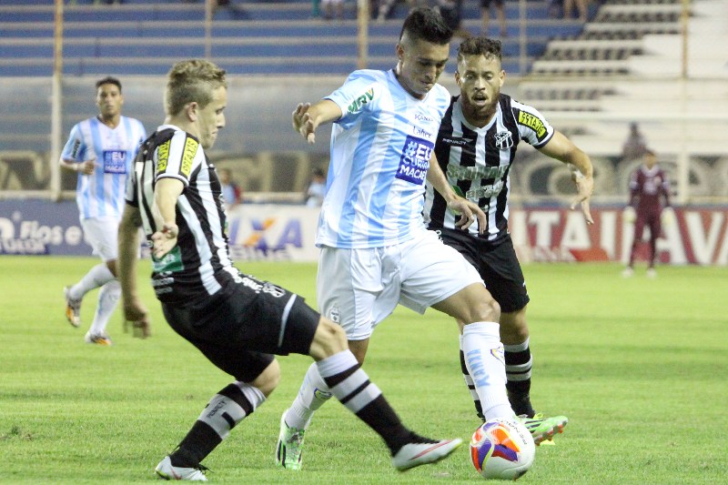 [15-08] Macaé 1 x 2 Ceará - 4