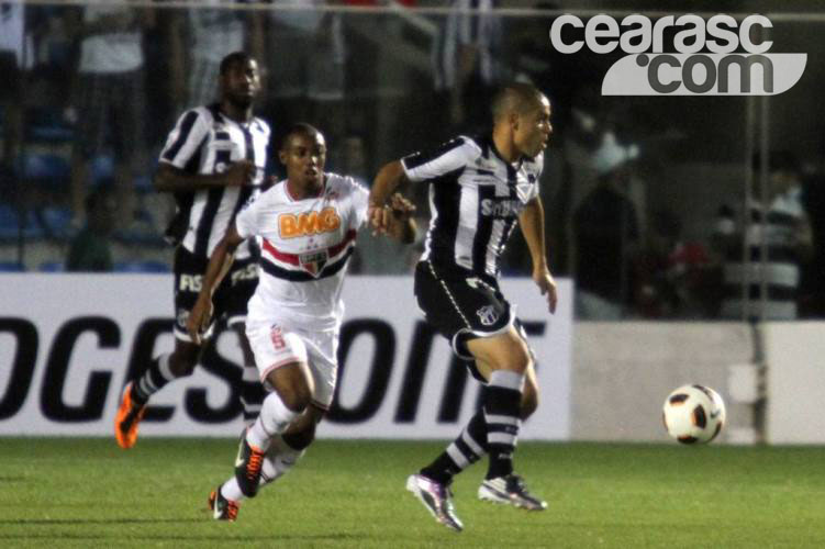[10-08] Ceará 2 x 1 São Paulo - 15