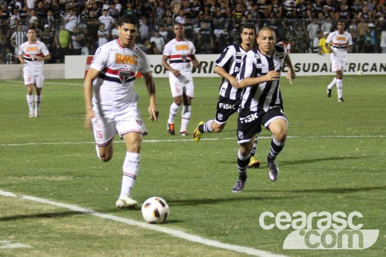 [10-08] Ceará 2 x 1 São Paulo - 17
