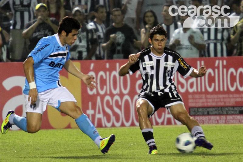 [17-08] Ceará 3 x 0 Grêmio - 14