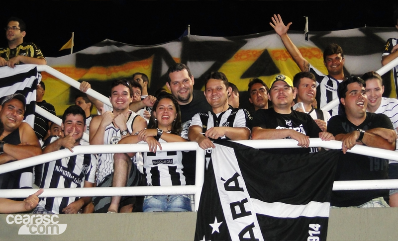 [15-10] Ceará 0 x 1 Flamengo - TORCIDA - 11