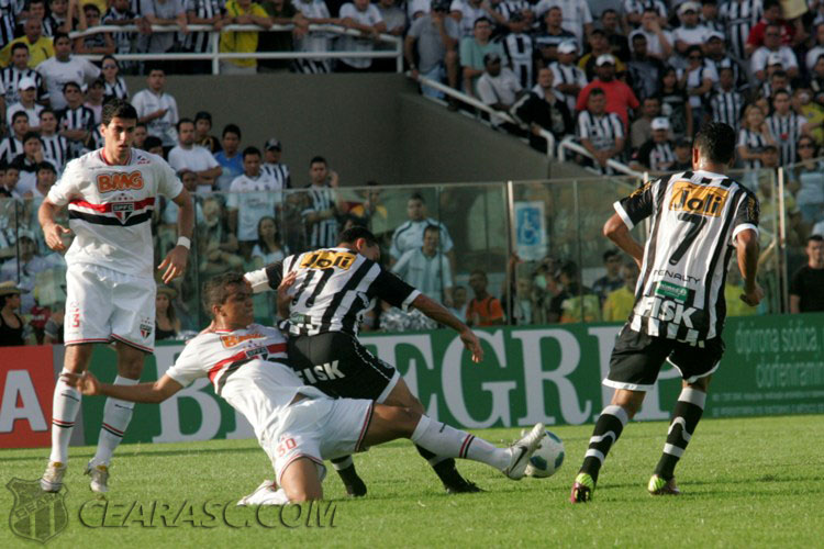[19-06] Ceará 0 x 2 São Paulo - 11