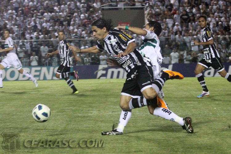 [18-05] Ceará 0 x 0 Coritiba - 12