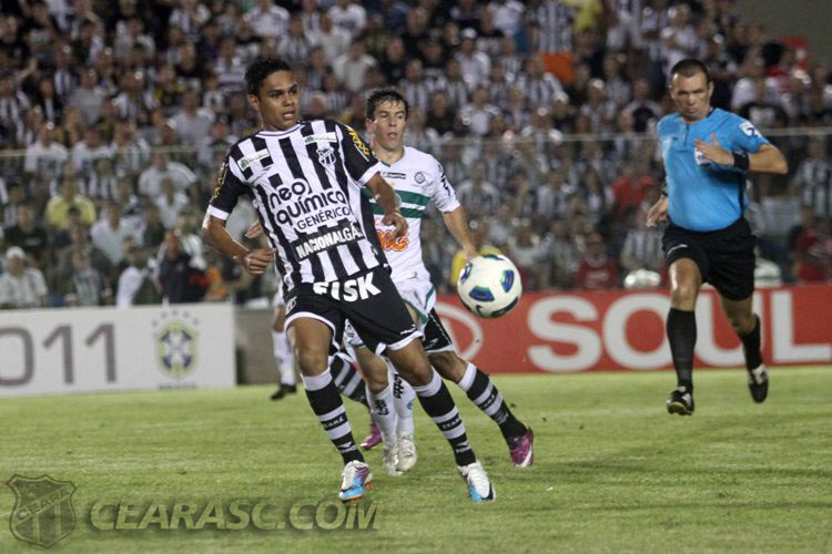 [18-05] Ceará 0 x 0 Coritiba - 13