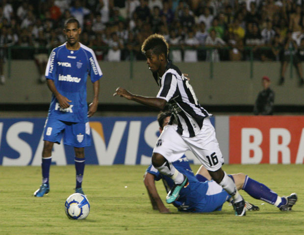 Ceará 2 x 0 Avai - 02/06 às 21h - Castelão - 12