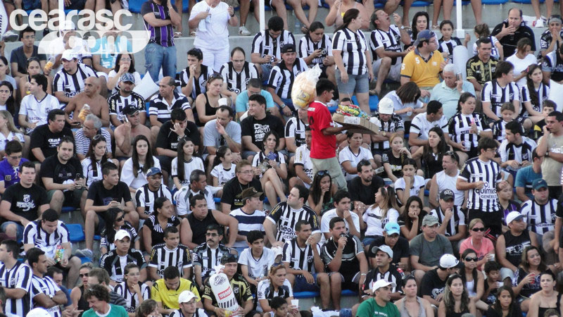 [28-08] Ceará 3 x 0 Bahia - Torcida - 12