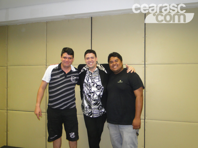 [27-08] Alex Nogueira faz show - Concentração - 16