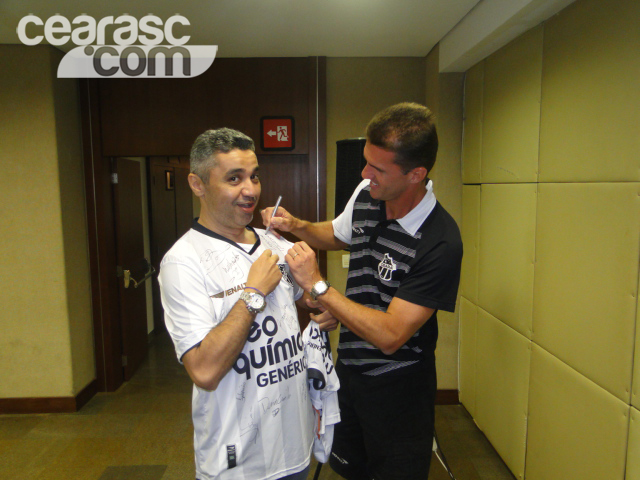[27-08] Alex Nogueira faz show - Concentração - 17