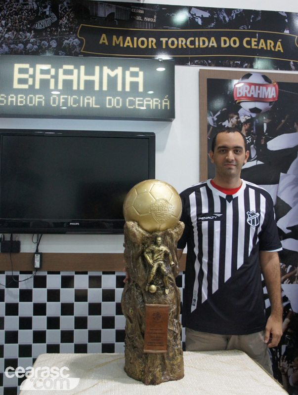 [24-06] Exposição da Taça - 01 - 5