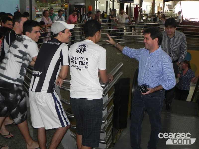 [02-12] Ceará embarca para Salvador-BA - 11