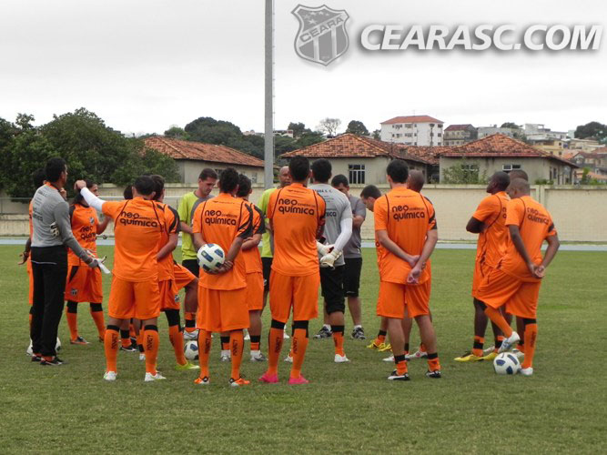 [04-05] Ceara treina no Rio de Janeiro - 2