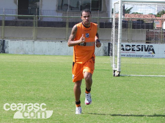 [18-07] Roger realiza testes físicos2 - 5