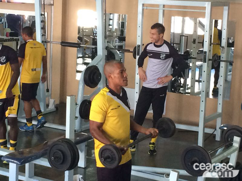 [15-05] Treino físico e técnico - 1