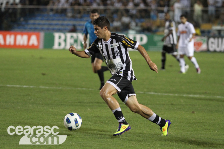 [06-07] Ceará 3 x 0 Atlético-MG2 - 4