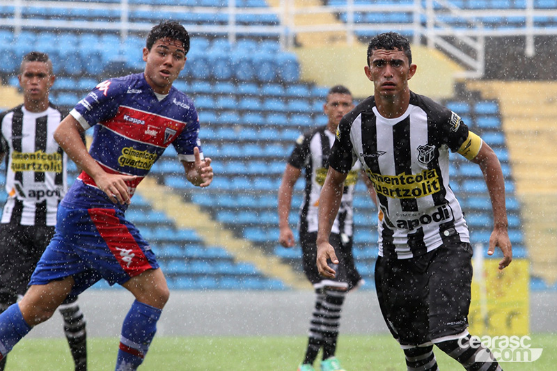 [12-04] Fortaleza 0 x 3 Ceará - 11