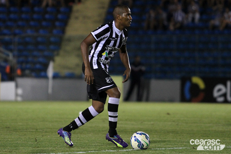 [15-04] Ceará 1 x 0 Confiança - 5