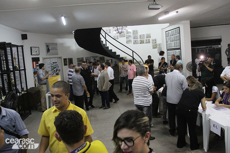 [15-10] Eleição da Diretoria Executiva - 16