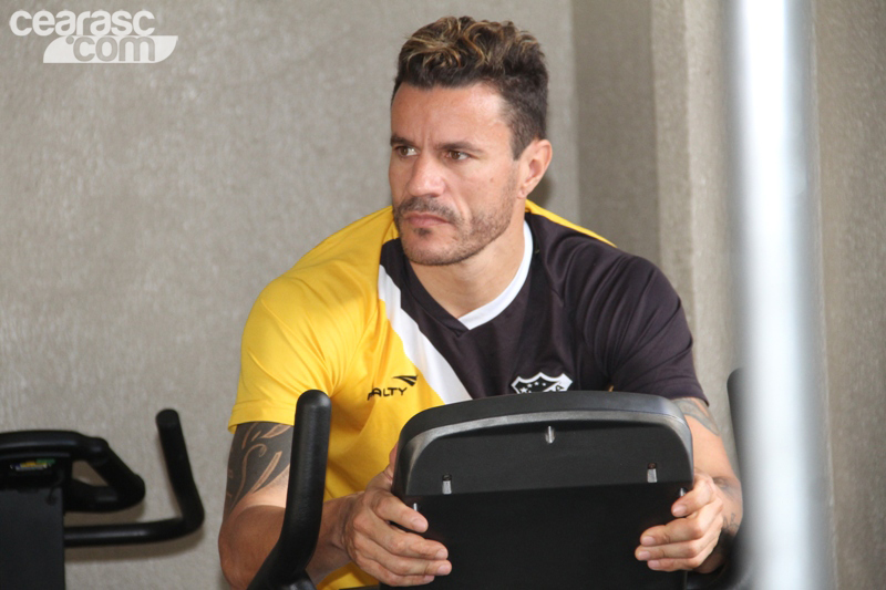 [10-09] Reapresentação + treino físico e técnico - 2