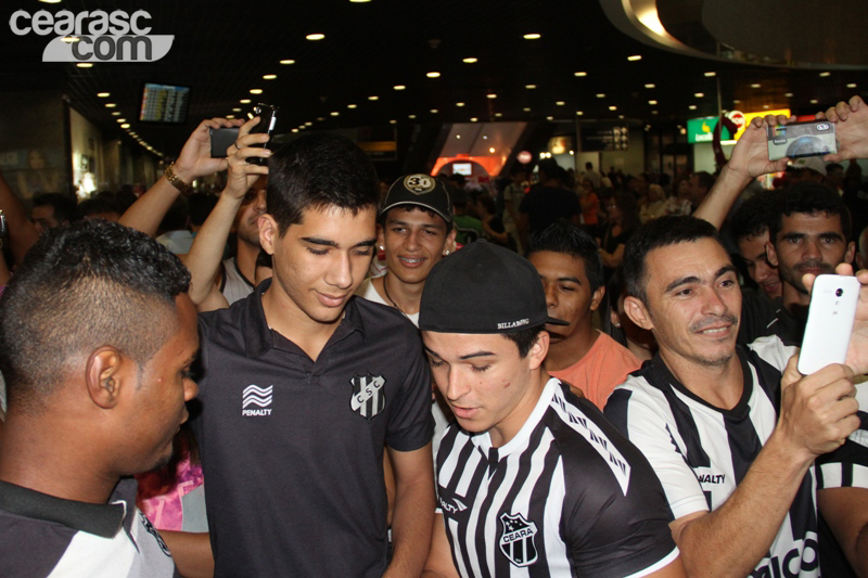 [31-07] Delegação alvinegra retorna - 6