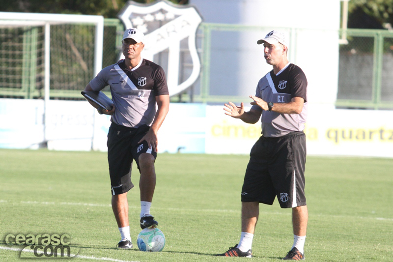 [10-09] Reapresentação + treino físico e técnico - 14