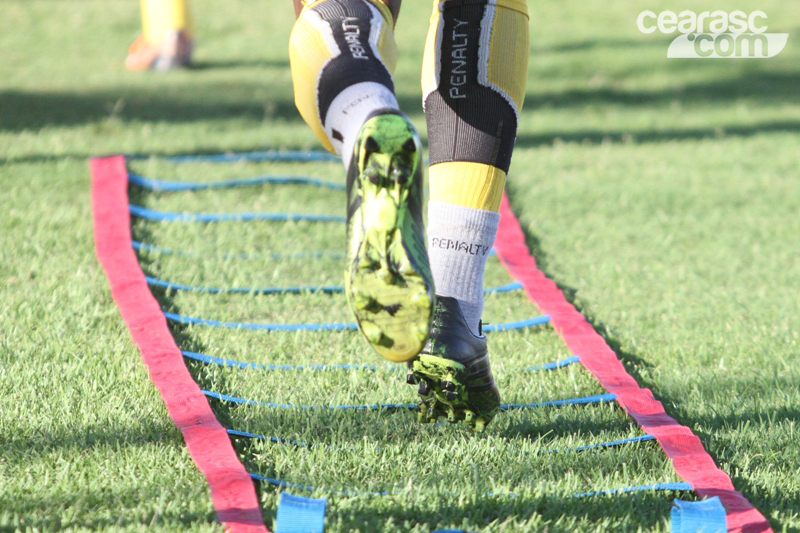 [10-09] Reapresentação + treino físico e técnico - 17