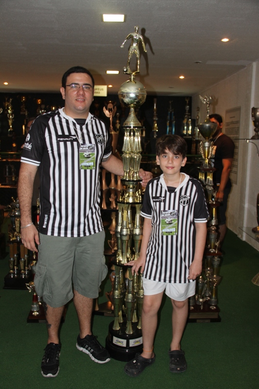 [17-08] Por Dentro do Vozão - Pais Alvinegros - 02 - 1