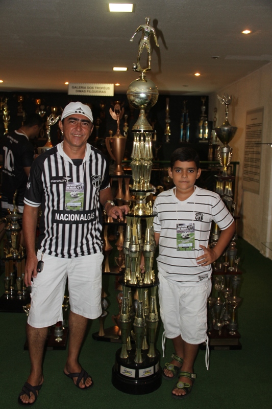 [17-08] Por Dentro do Vozão - Pais Alvinegros - 02 - 2