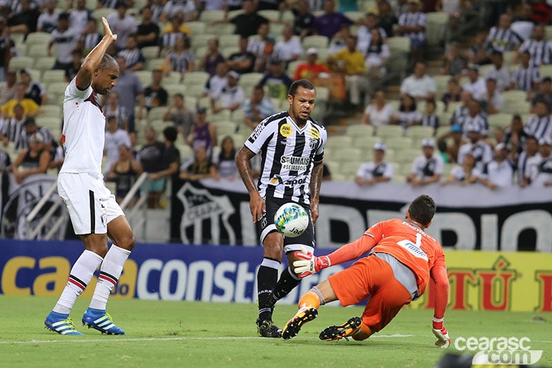 [04-10-2016] Ceará 2 x 1 Joinville - 13