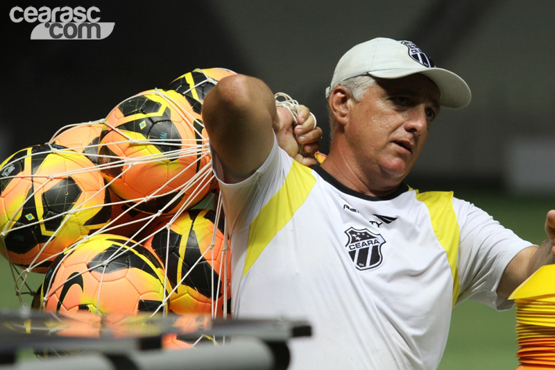 [01-03] Treino coletivo - Castelão - 25