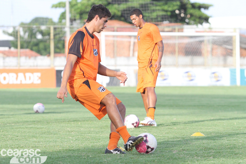 [03-04] Treino Técnico e de Finalização - 3