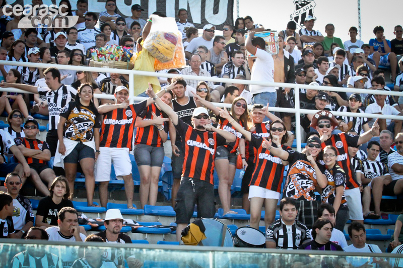 [29-01] Ceara 2 X 1 Ferroviario - Torcida - 01 - 4