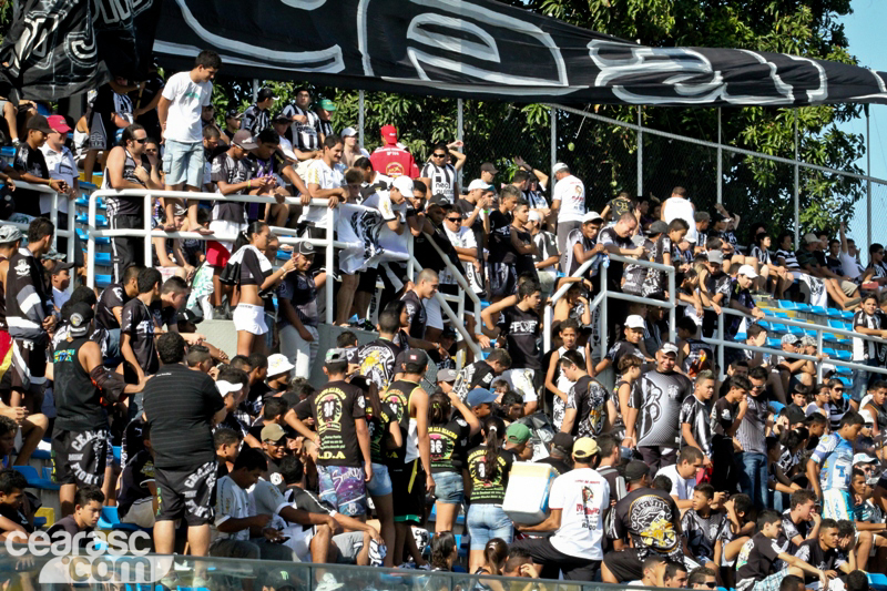 [29-01] Ceara 2 X 1 Ferroviario - Torcida - 01 - 5