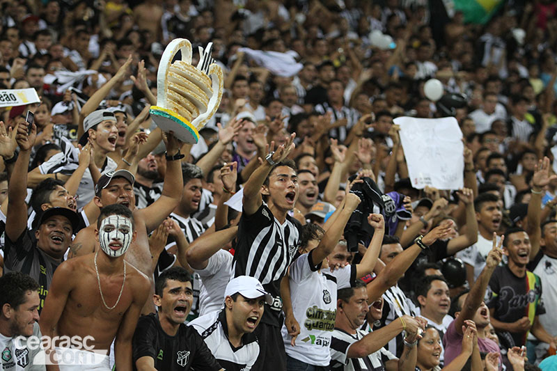 [29-04] Ceará 2 x 1 Bahia - Torcida - 34