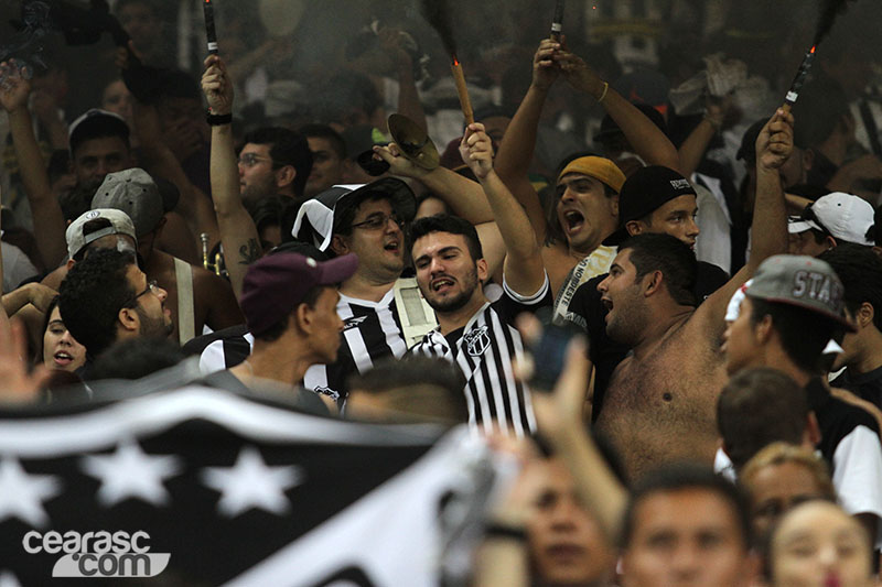 [29-04] Ceará 2 x 1 Bahia - Torcida - 41