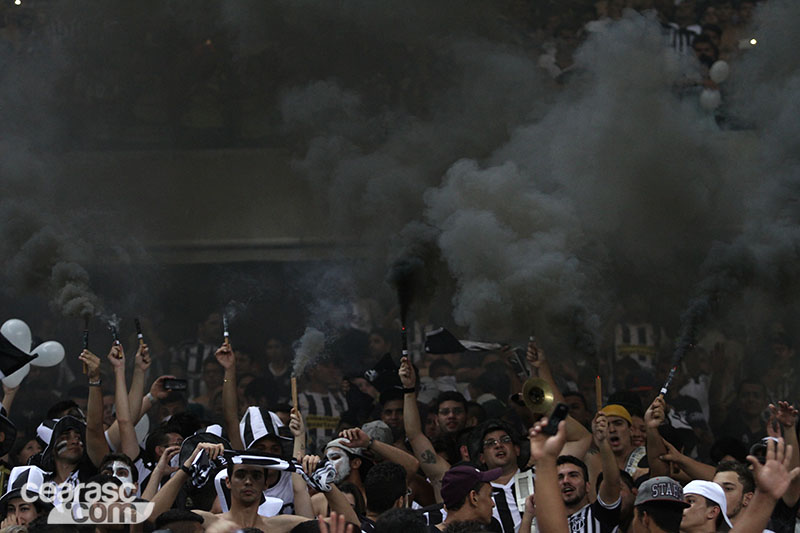 [29-04] Ceará 2 x 1 Bahia - Torcida - 42