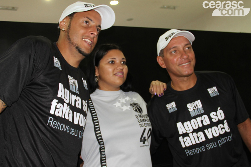 [17-03] PC Gusmao e Fernando Henrique recepcionam torcedores1 - 5