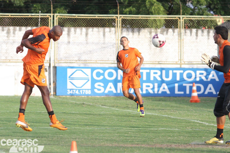 [03-04] Treino Técnico e de Finalização - 13