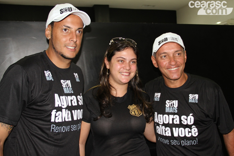[17-03] PC Gusmao e Fernando Henrique recepcionam torcedores1 - 18