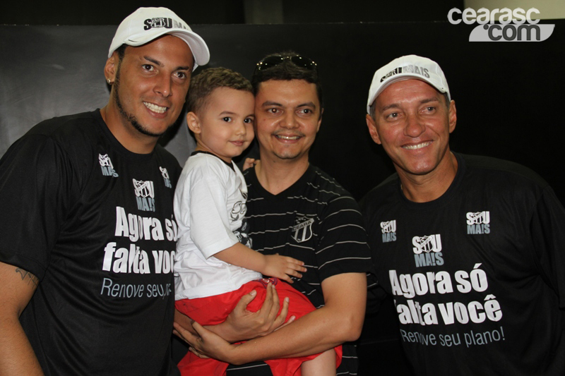 [17-03] PC Gusmao e Fernando Henrique recepcionam torcedores2 - 3