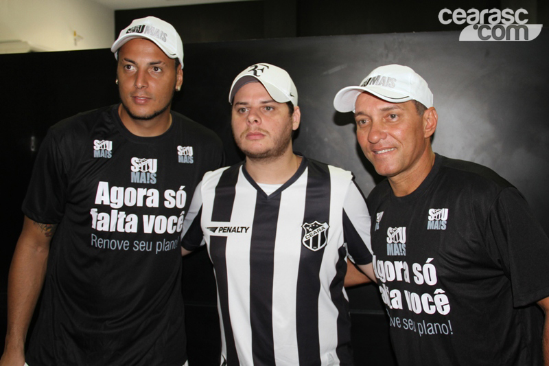 [17-03] PC Gusmao e Fernando Henrique recepcionam torcedores2 - 8